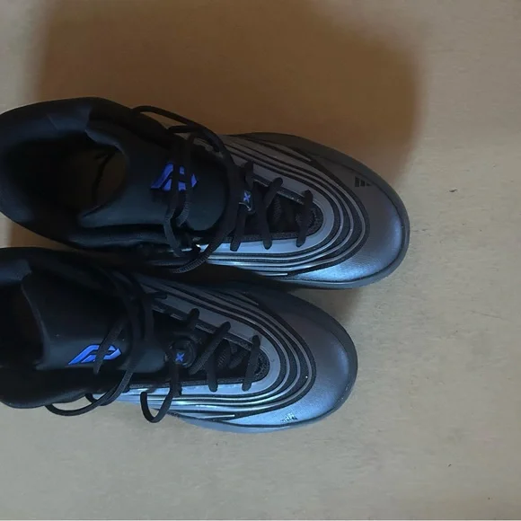 Adidas Dame X - Picture 2 of 4